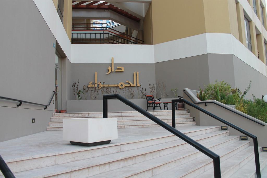 Al Hamra Plaza Appartamento Al Manamah Esterno foto