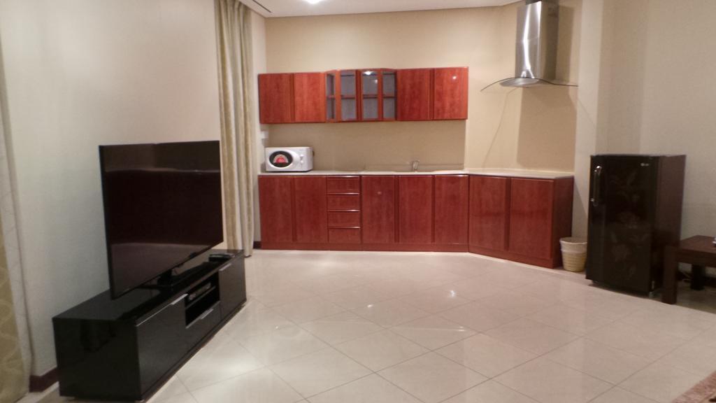 Al Hamra Plaza Appartamento Al Manamah Esterno foto